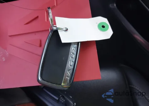 2017 Jaguar F-Pace 35T R-Sport из США, поврежденный, VIN SADCL2BV4HA092491